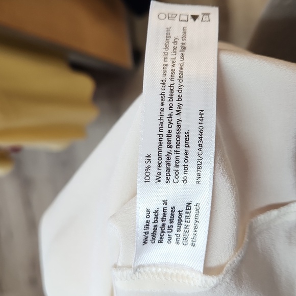 Eileen Fisher silk blouse - Picture 13 of 13